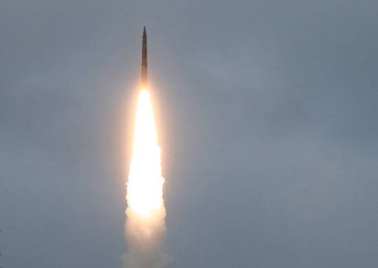 Учебно-боевой пуск баллистической ракеты «Тополь-М» был успешно проведен с Плесецка