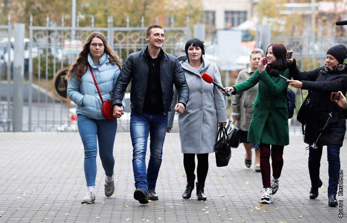 Мосгорсуд назначил актеру Устинову год условно по делу о насилии над росгвардейцем