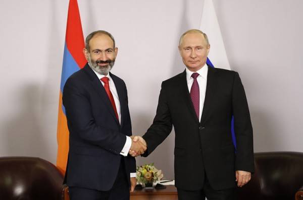 Путин посетит Армению для участия в работе саммита ЕАЭС