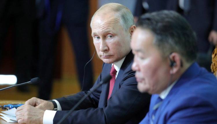 Путин: Россия готова участвовать в модернизации ж/д сетей Монголии