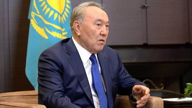 Назарбаев поручил организовать в 2020 году парад в честь 75-летия Победы в Нур-Султане