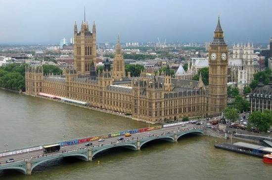 В британском парламенте разработали законопроект, не допускающий выхода из ЕС без сделки