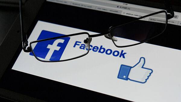 Facebook может скрыть счетчик лайков под постами, сообщили СМИ