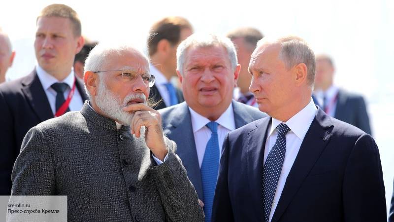 Путин и Моди заявили о намерении упростить визовый режим между РФ и Индией