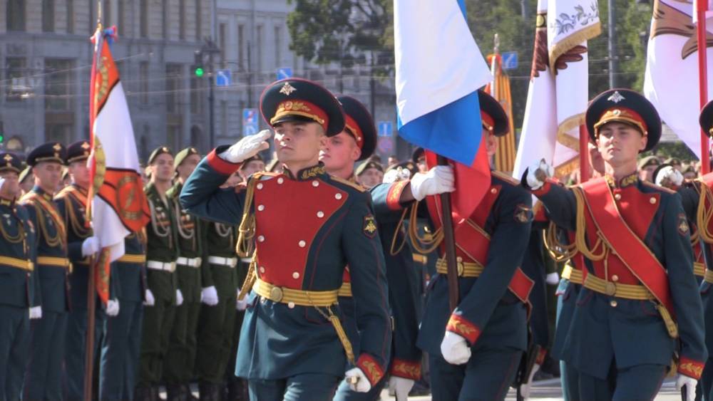 На Дворцовой площади 4 сентября пройдет выставка новейшего российского вооружения