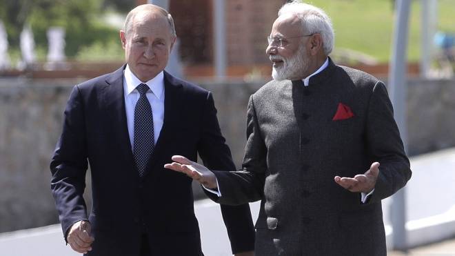 Путин считает Индию стратегическим партнером России