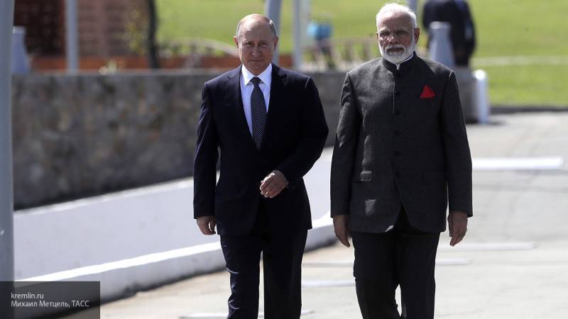 Премьер-министр Индии&nbsp;Моди принял приглашение на празднование юбилея Победы в Москве
