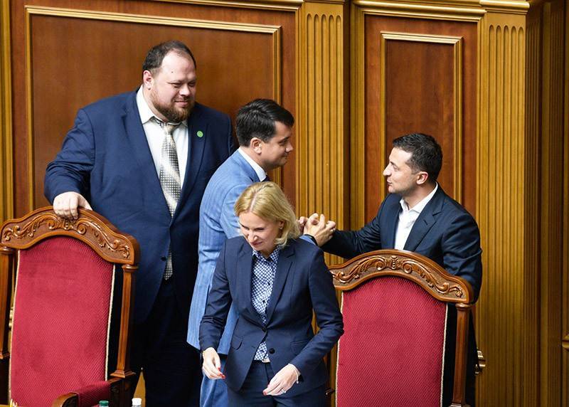 Что ждет лишенных неприкосновенности украинских депутатов