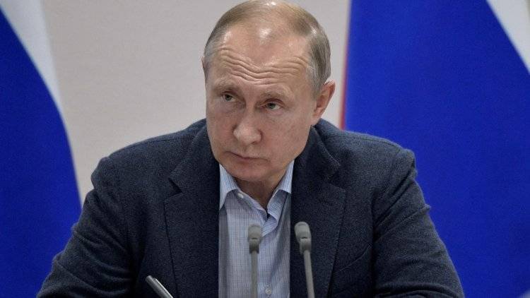 Путин призвал дальневосточников жить современными реалиями