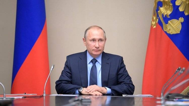 Путин поручил разработать программу развития Сахалина