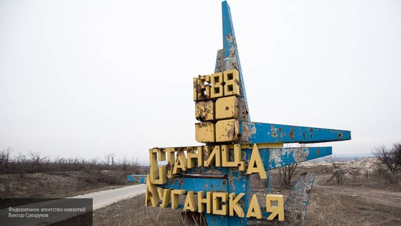 Украинский представитель СЦКК напал на членов съемочной группы "Луганск 24" в Донбассе