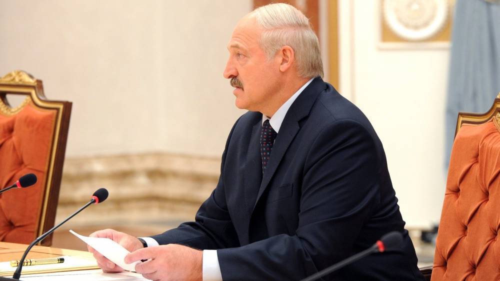Лукашенко наглухо закрыл границу Белоруссии с Украиной
