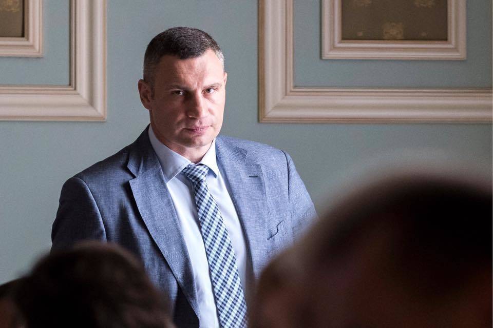 Кабмин Украины одобрил увольнение Кличко