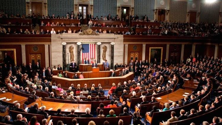 Американские сенаторы призвали Трампа не отказывать в военной помощи Украине