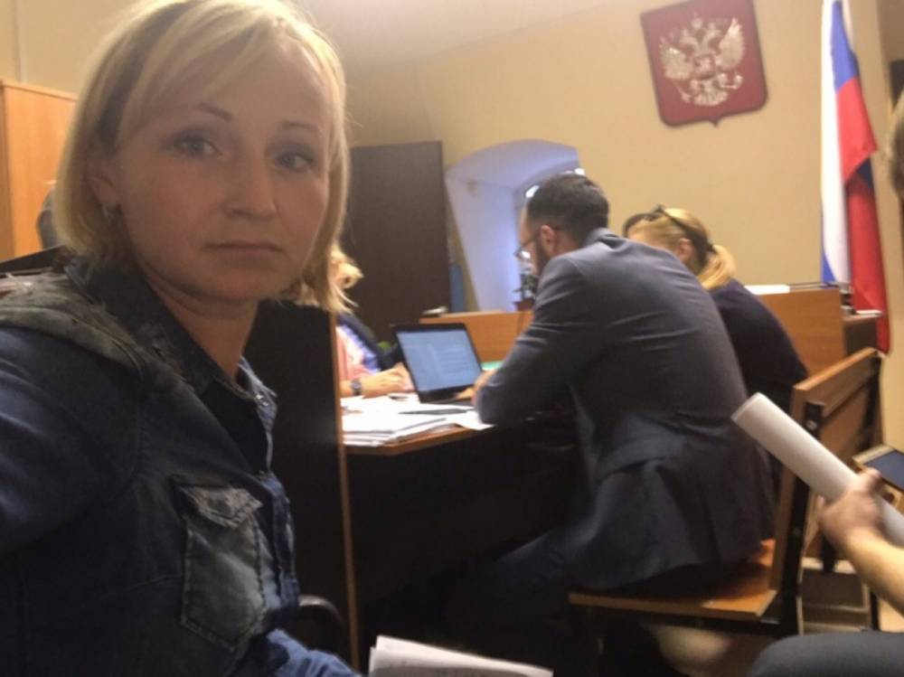 Политическую перебежчицу Бакан окончательно сняли с выборов в петербургском МО Северный