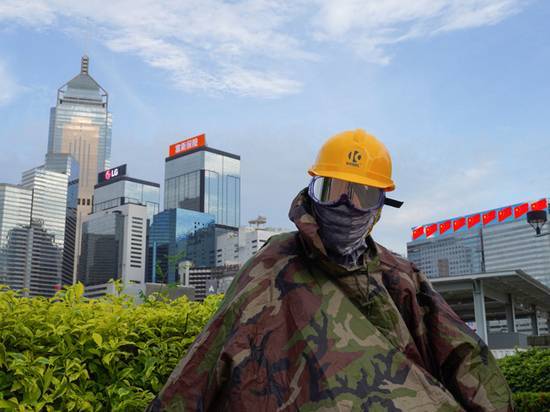 Власти Гонконга пошли на уступку оппозиции: акции протеста продолжаются
