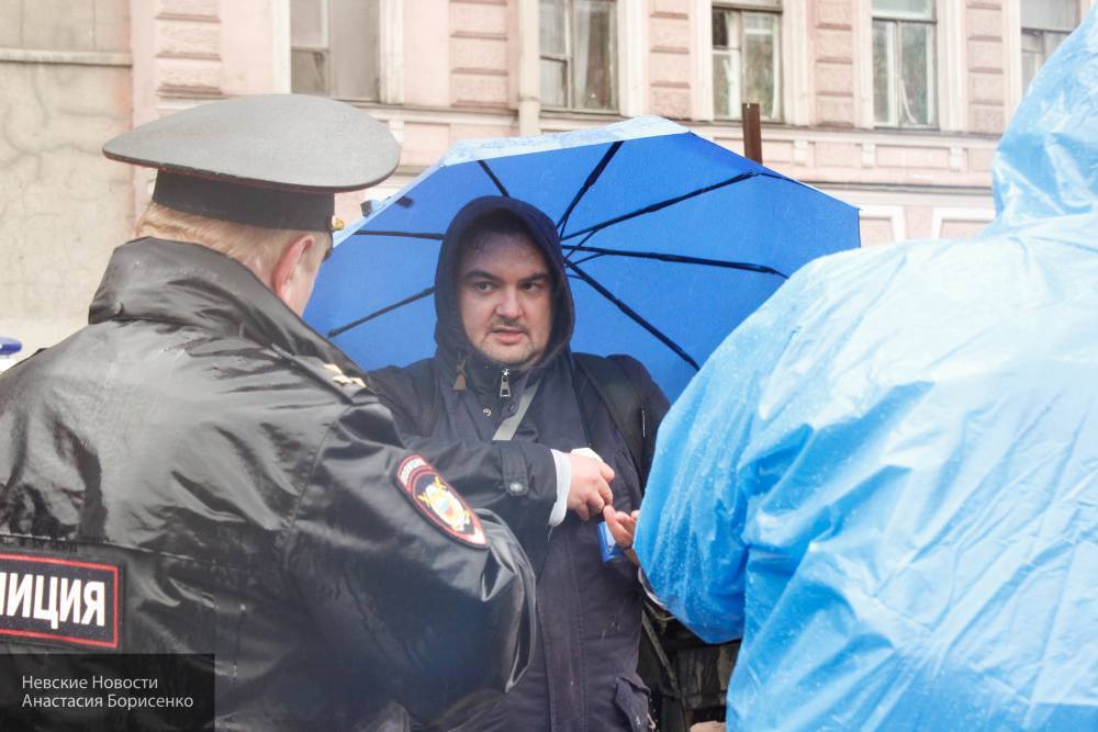 «Оппозиция» Петербурга книжкой о первомайских беспорядках пытается обелить провокаторов
