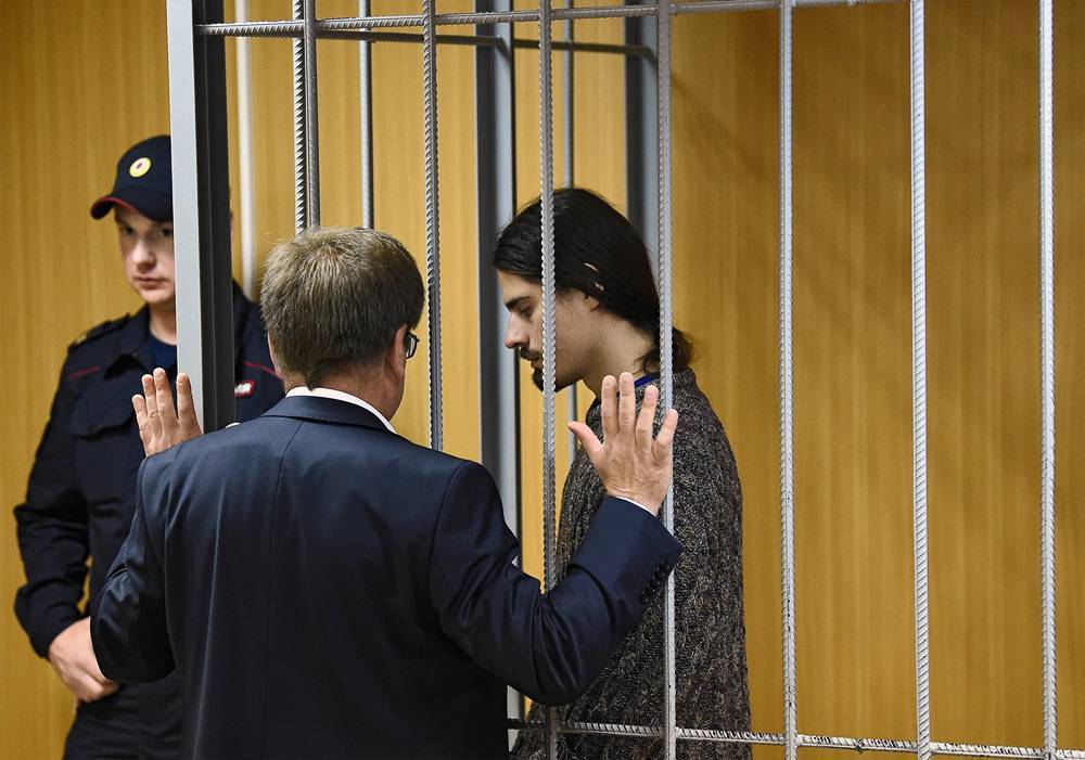 Суд приговорил к трем годам колонии участника несогласованной акции 27 июля Ивана Подкопаева