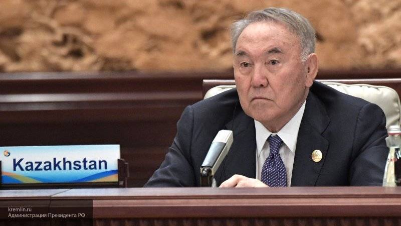 Назарбаев поручил провести в 2020 году военный парад к 75-летию Победы в ВОВ