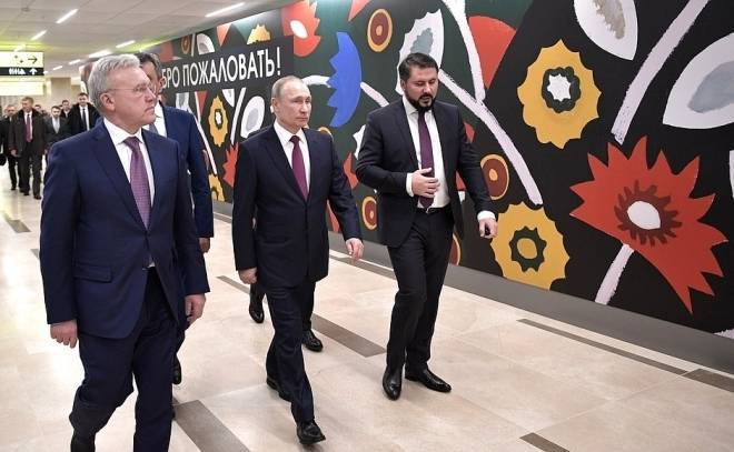 Владимир Путин открыл новый терминал хабаровского аэропорта