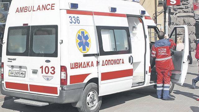 В результате взрыва в доме ректора вуза Тернополя пострадали двое