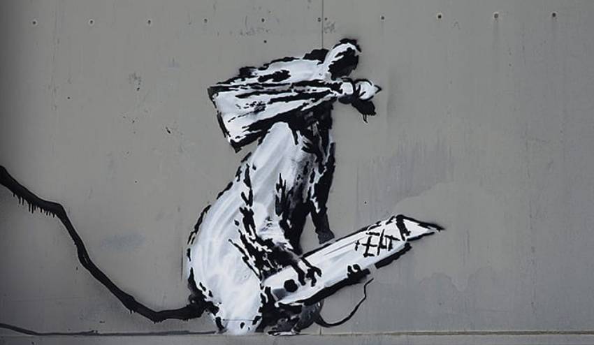 Уже второе граффити Бэнкси похищено в Париже неизвестными