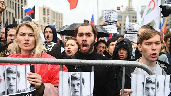 Суд выпустил из СИЗО фигуранта дела о беспорядках в Москве Егора Жукова