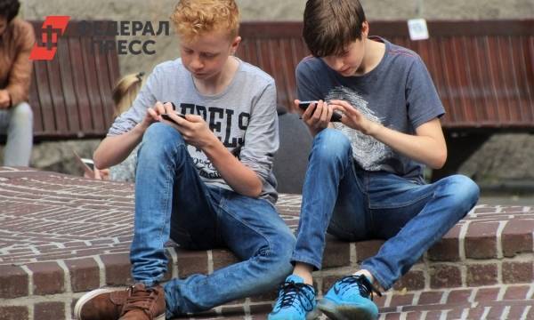 Российские ученые подтвердили негативное влияние смартфонов на детей