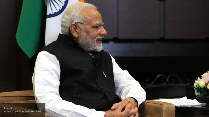 Индийский премьер написал твит на русском языке после прибытия во Владивосток