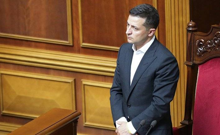 Корреспондент: украинцы откровенно оценили Зеленского как президента