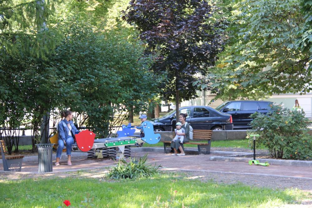 В Адмиралтейском районе открыли сад Валентина Пикуля после большого ремонта