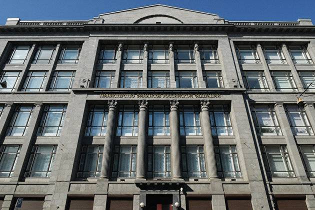 Объем ФНБ за август вырос на 303 млрд рублей