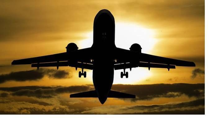 Эксперт: рост цен на авиабилеты может быть не связан с подорожанием топлива