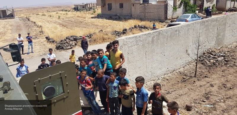Сирийские школьники в Восточной Гуте получили гуманитарную помощь от России