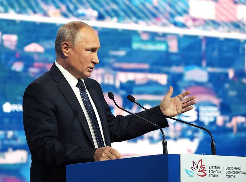 Путин рассказал о развитии авиасообщения на Дальнем Востоке