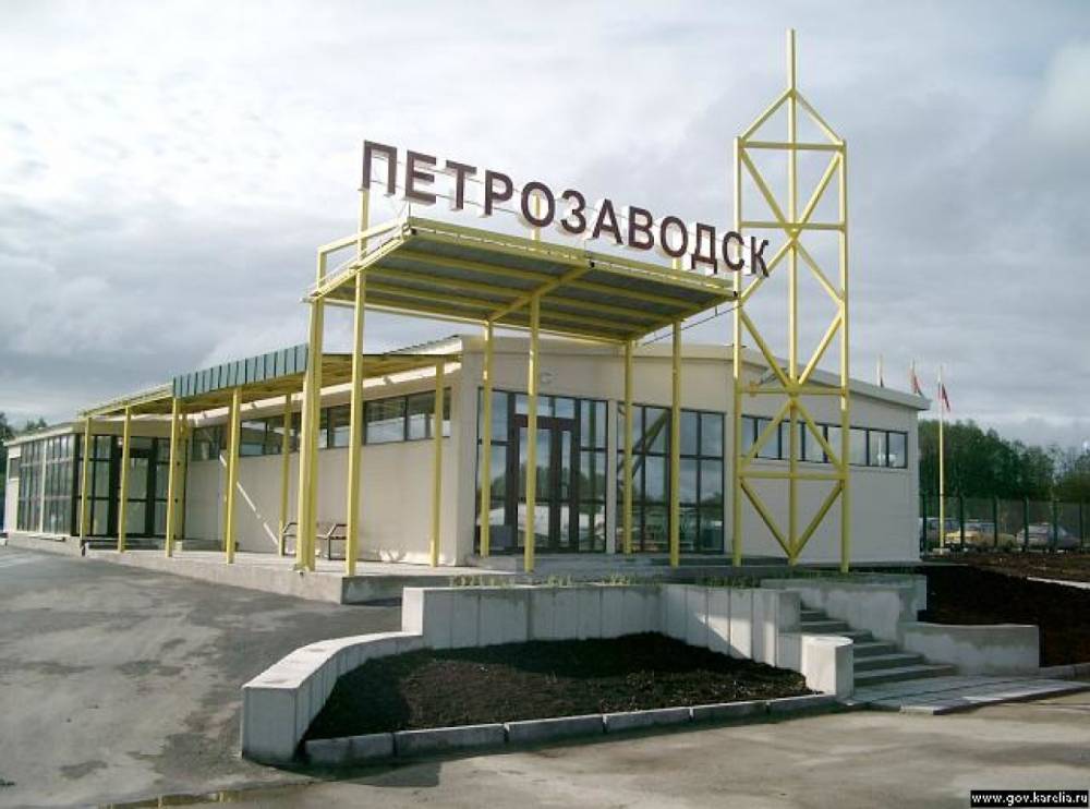 Закрытие аэропорта Петрозаводска связано с ремонтом взлетно-посадочной полосы