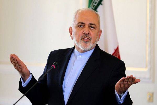 Глава МИД Ирана: США занимаются откровенным шантажом