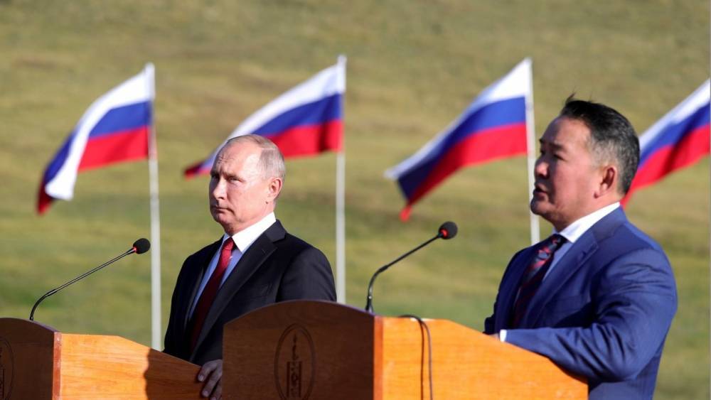 Путин поддержал предложение Монголии построить транзитный газопровод в Китай
