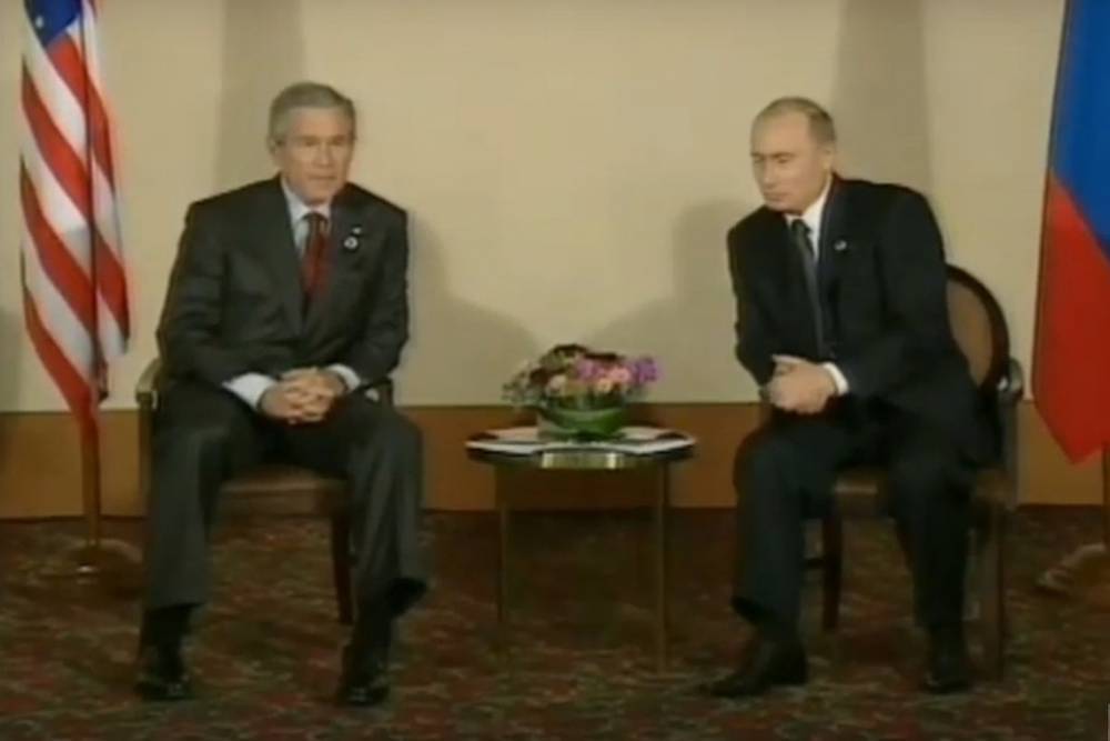 Экс-аналитик ЦРУ: Путин предупреждал Буша об атаке 11 сентября