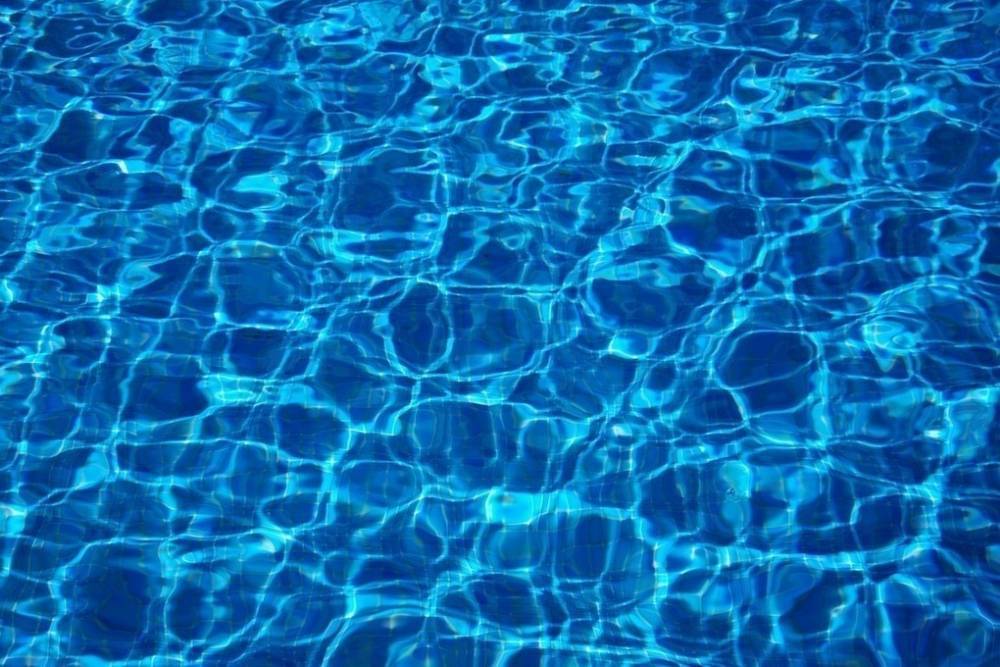 В России завели дело из-за смерти девочки в бассейне в Турции