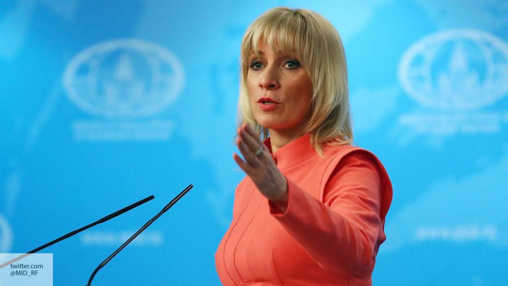 Захарова назвала фарсом и «заезженной пластинкой» продление санкций против РФ