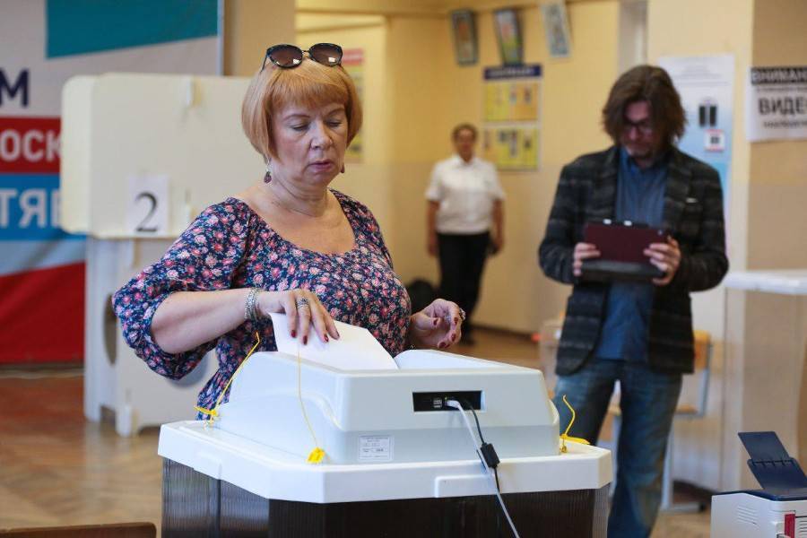 Профсоюзы через SMS пригласили москвичей на выборы