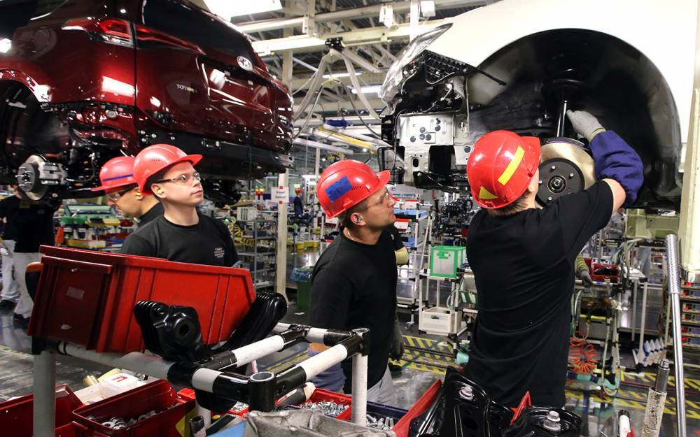 Toyota вложит в завод в С-Петербурге 20 млрд. руб.