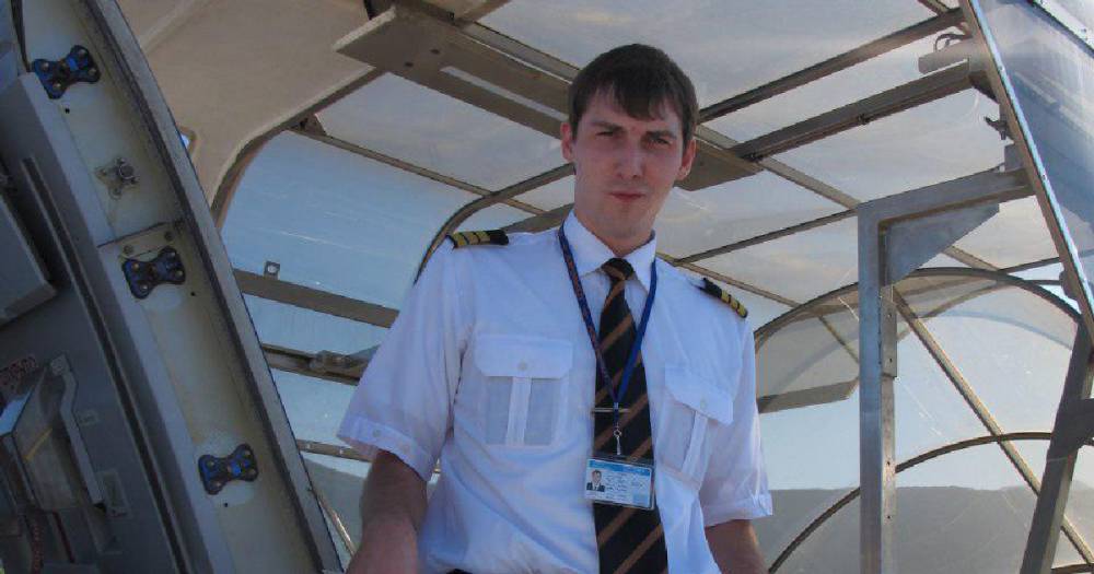 Пилот "Аэрофлота" поднял полицию из-за пропавших подарков на день рождения.