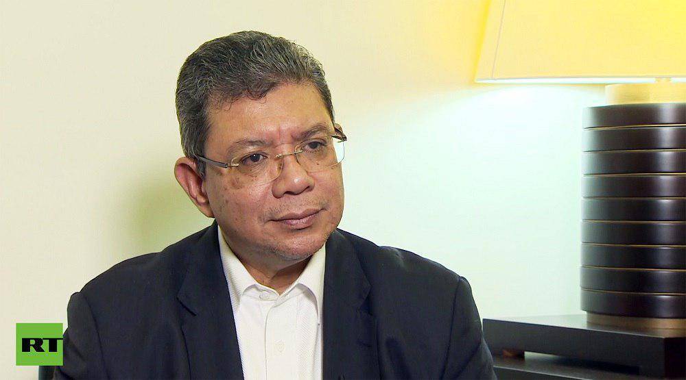 Малайзийский министр призвал не спешить с выводами в расследовании о крушении МН17