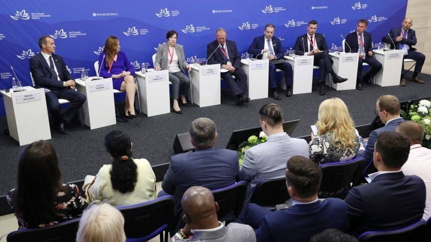 Владимир Путин обсудил развитие Дальнего Востока на ВЭФ