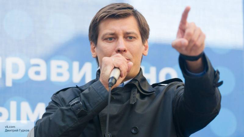 «Сачок» Гудков решил отдохнуть от борьбы «за честные выборы» подальше от России
