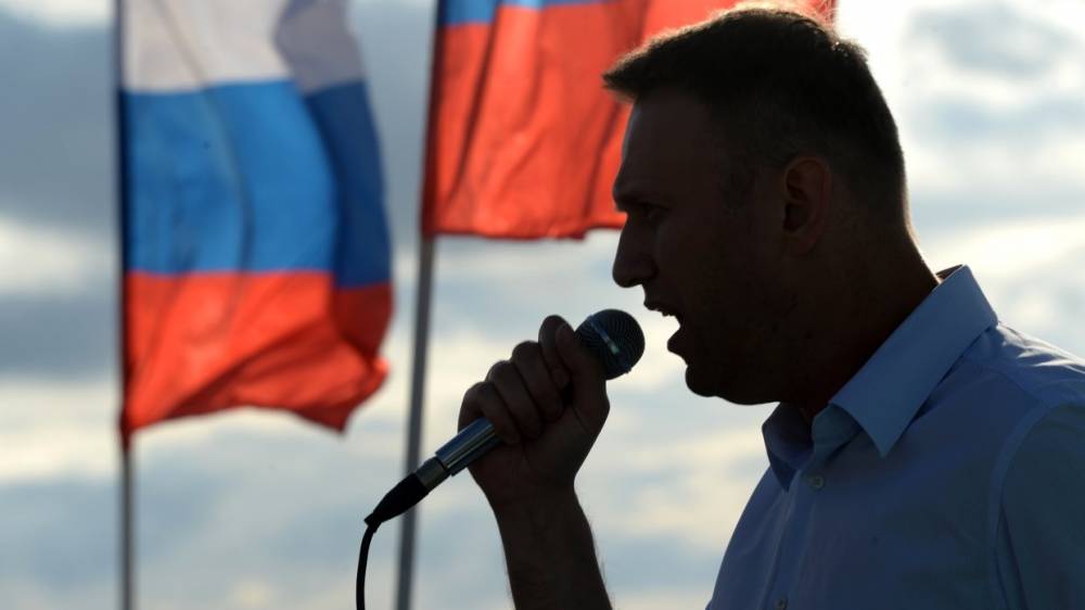 Задержаны восемь соратников Навального после обысков по делу об отмывании денег