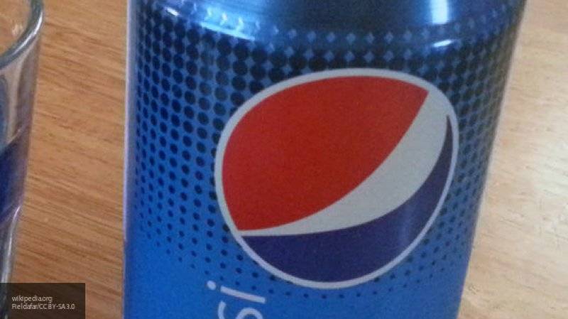 Компания PepsiCo отзывает партию напитков из-за попадания в бутылки металлических деталей