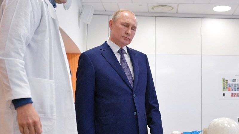 Путин назвал ДВФУ будущим опорным центром образовательного пространства АТР